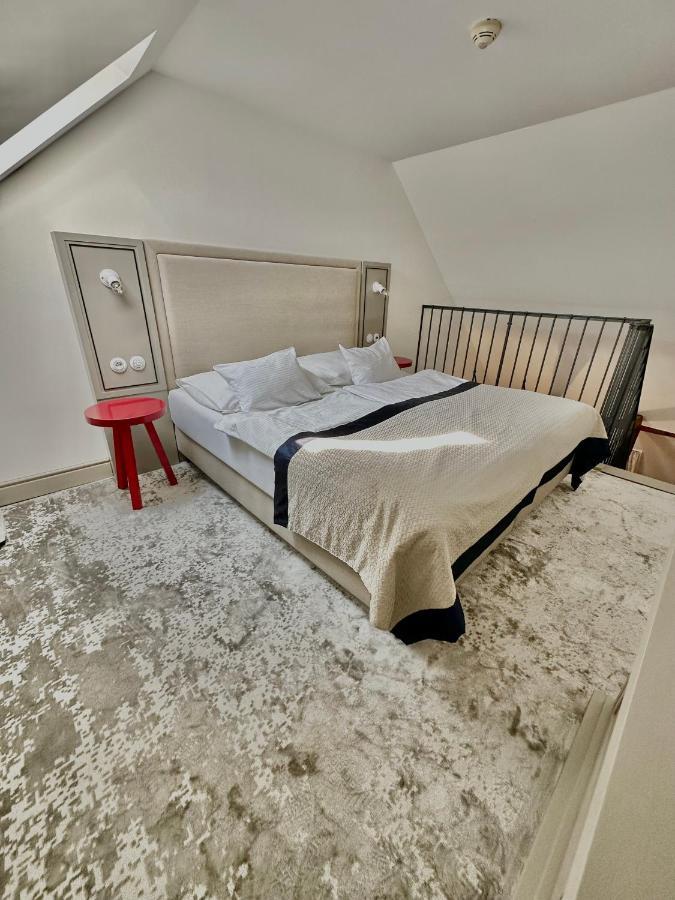 Hotel Kocour Třebíč Extérieur photo
