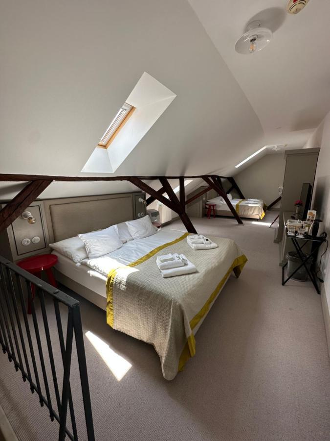 Hotel Kocour Třebíč Extérieur photo